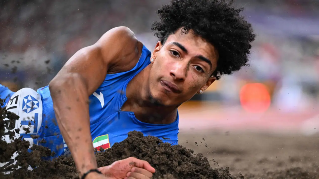 Mattia Furlani indoor