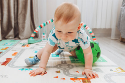 neonati distinguono oggetti