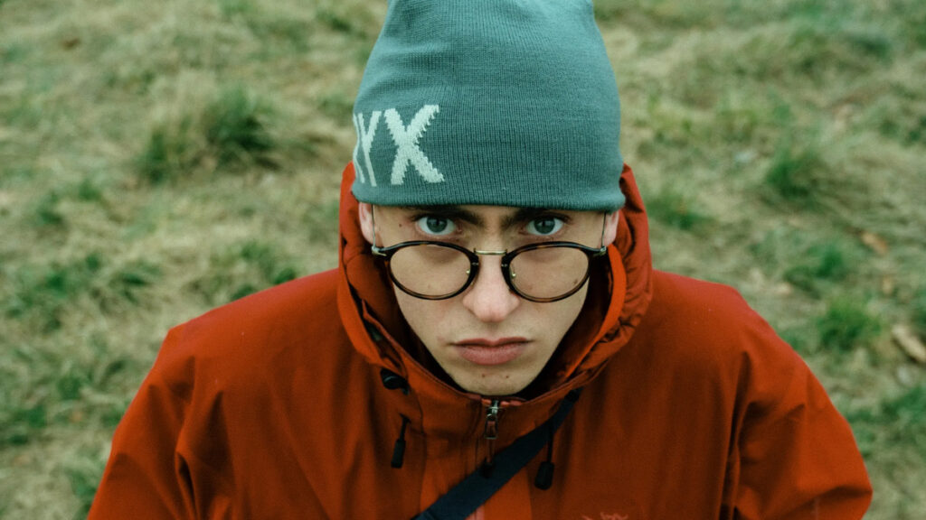 Chi è Tredici Pietro, il figlio di Gianni Morandi che a Sanremo porta la fragilità umana 2 Tredici Pietro tra i concorrenti di Sanremo