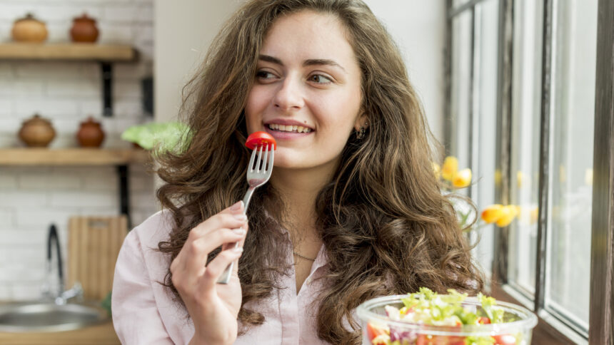 I benefici della dieta vegetariana: non mangiare carne ridurrebbe del 30% il rischio di tumore 1 Dieta vegetariana vantaggi