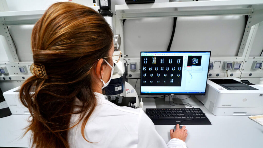 Bimba salvata dalla cecità a Bari