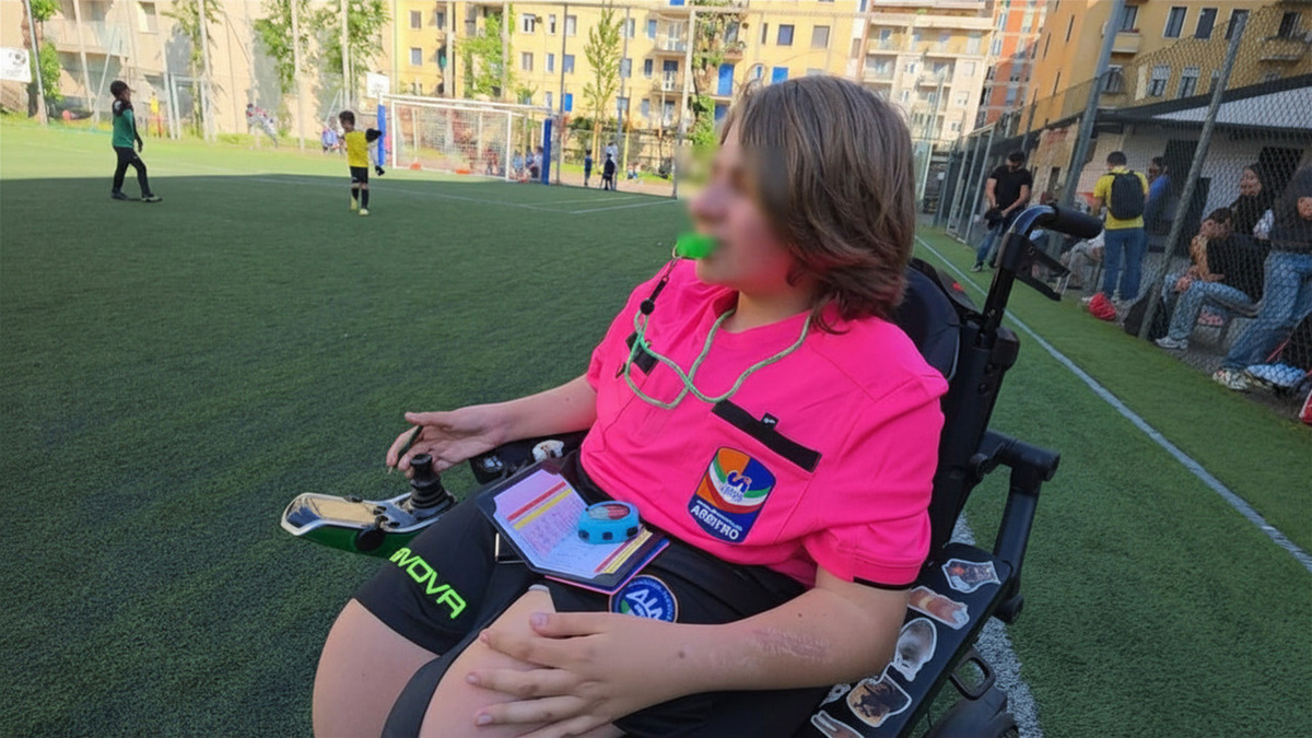 michele arbitra in carrozzina