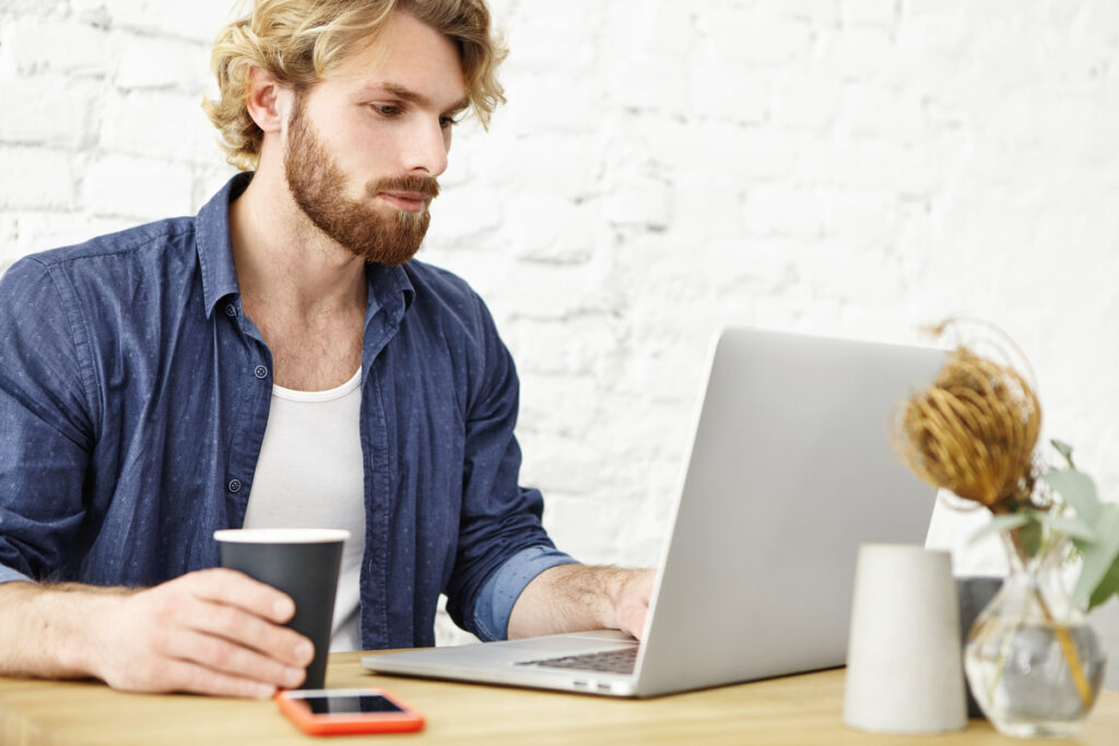 Bonus under 35, al via il pagamento di 500 euro: l'INPS riapre il riesame per le domande respinte 3 Bonus under 35, al via il pagamento di 500 euro: l'INPS riapre il riesame per le domande respinte 2