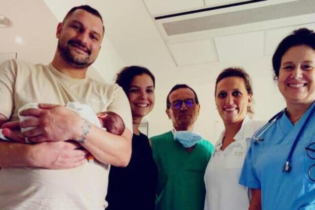 mamma e bimbo salvi