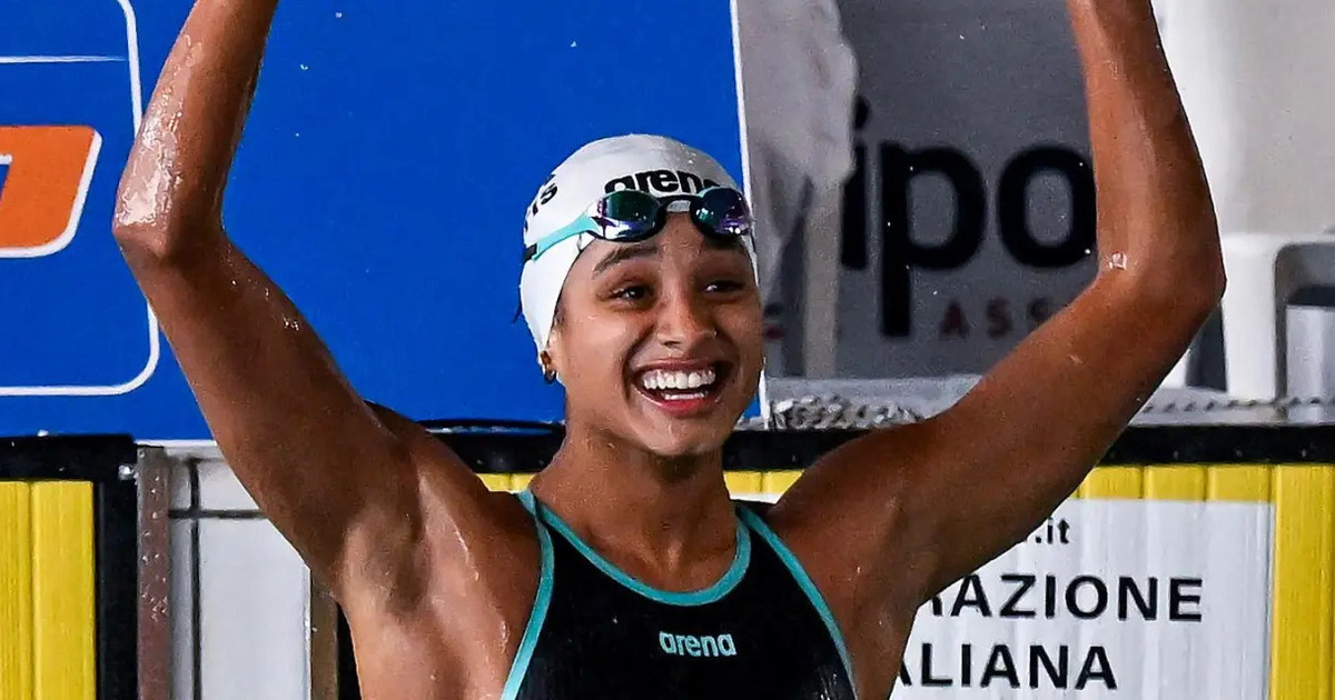 sara curtis record
