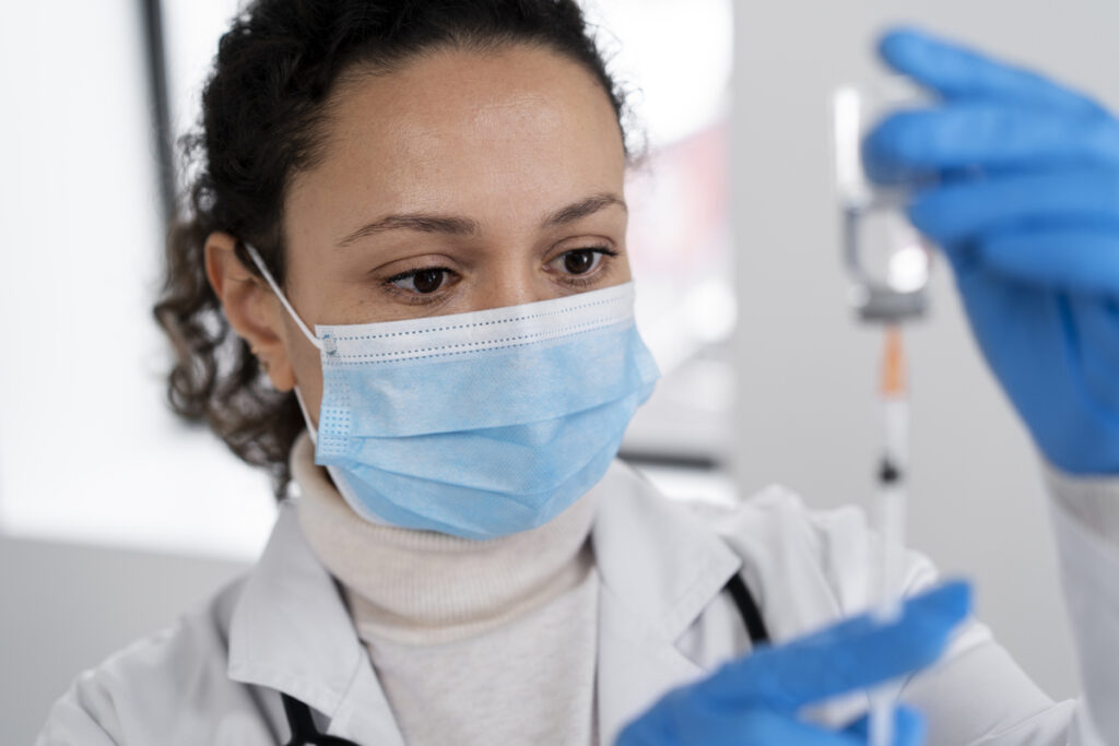 Vaccino sperimentale antimelanoma, risultati incoraggianti: "Una pietra miliare per i pazienti" 2 Vaccino Moderna