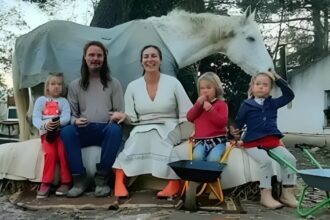 famiglia nel bosco