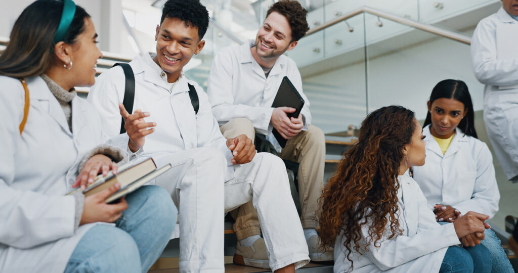 Medicina, da cardiologia a dermatologia: ecco le dieci specializzazioni più scelte dagli studenti 2 Medicina