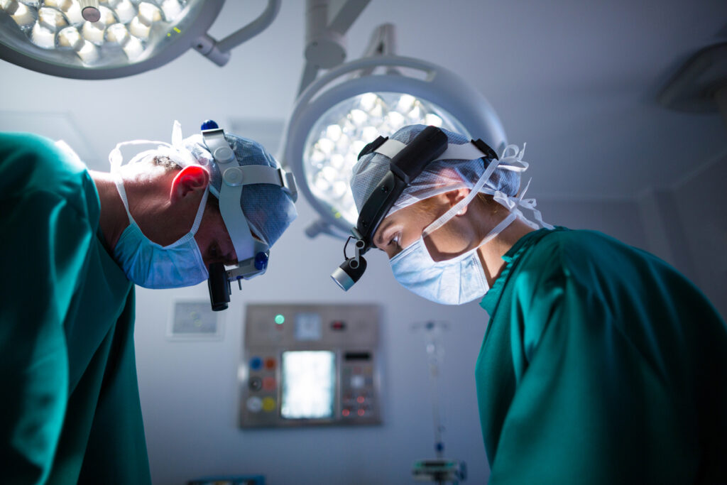 La chirurgia robotica è la nuova era della medicina? I vantaggi spiegati dagli esperti 2 Medicina robotica