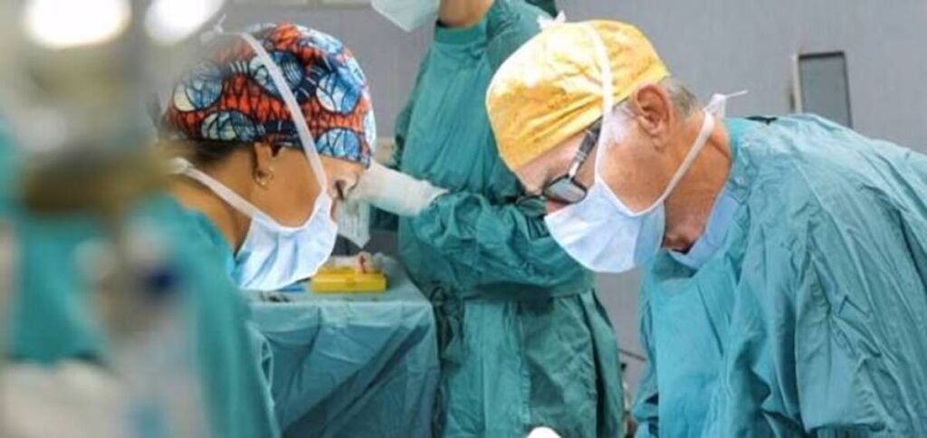 Intervento record salva bimbo nato prematuro: "Pesava un chilo e aveva una grave cardiopatia" 2 Intervento