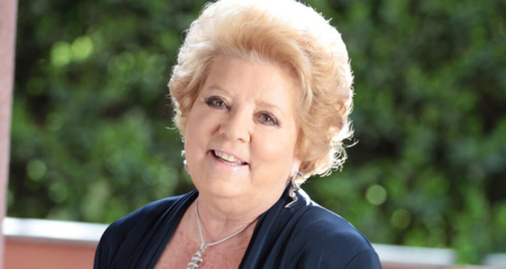 Chi era Wilma De Angelis, cantante e presentatrice TV: "La sua gioia di vivere ci scalderà per sempre il cuore" 2 Wilma De Angelis
