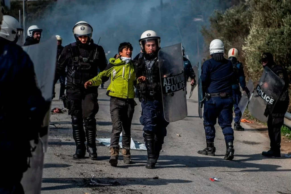 Grecia violenza migranti