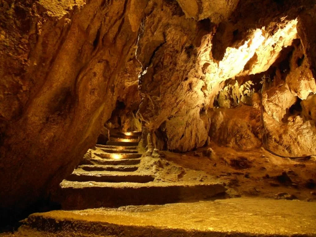 Grotta Zinzulusa, interno