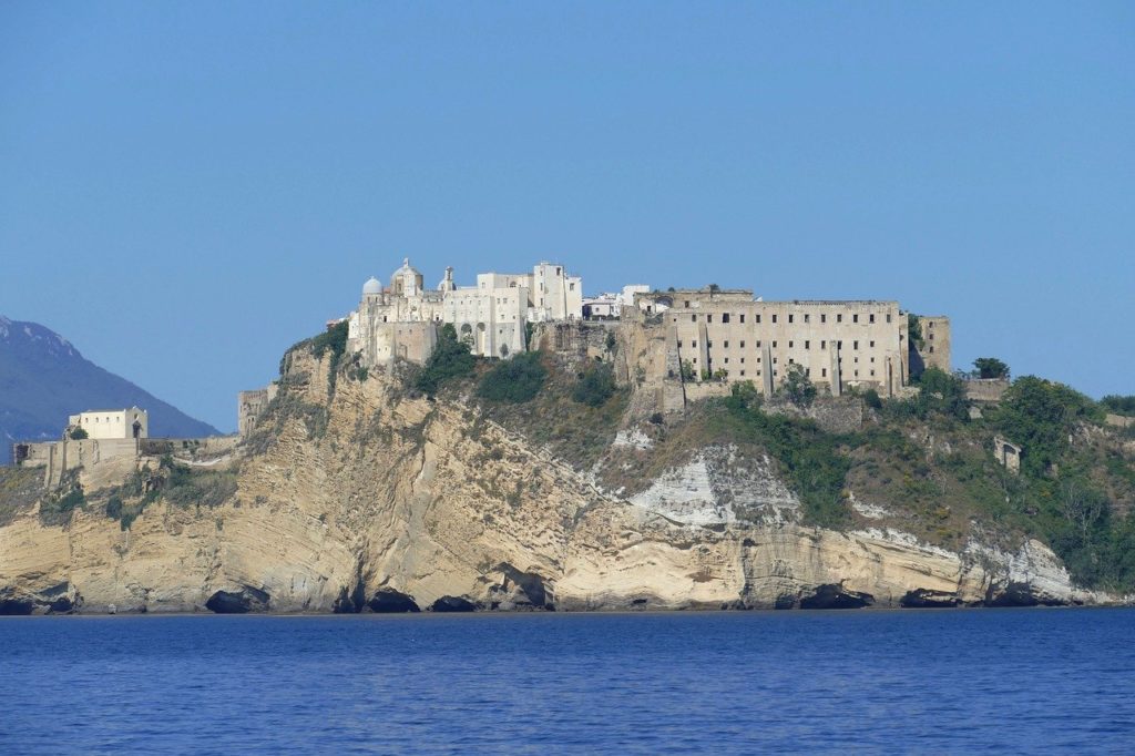 procida capitale della cultura 2022 il castello