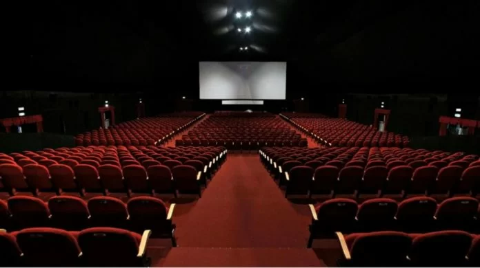 Riapertura di cinema e teatri