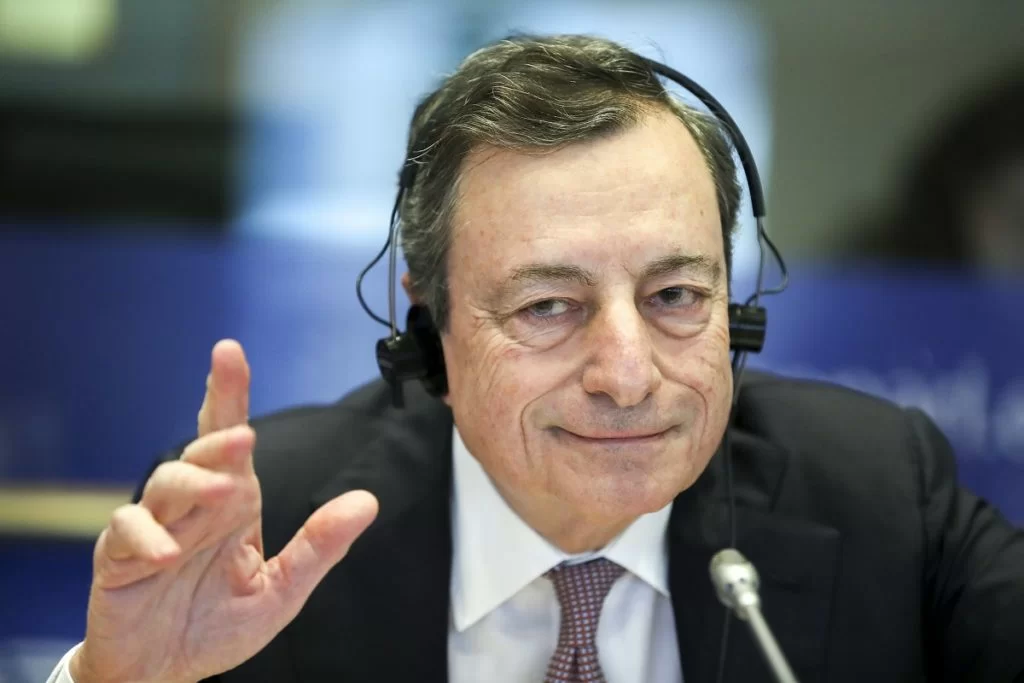 Ue in ritardo sul piano vaccinale, Draghi: "Occorre andare più veloce".