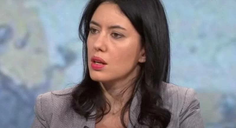 Lucia Azzolina accusa pasquale vespa e la lega