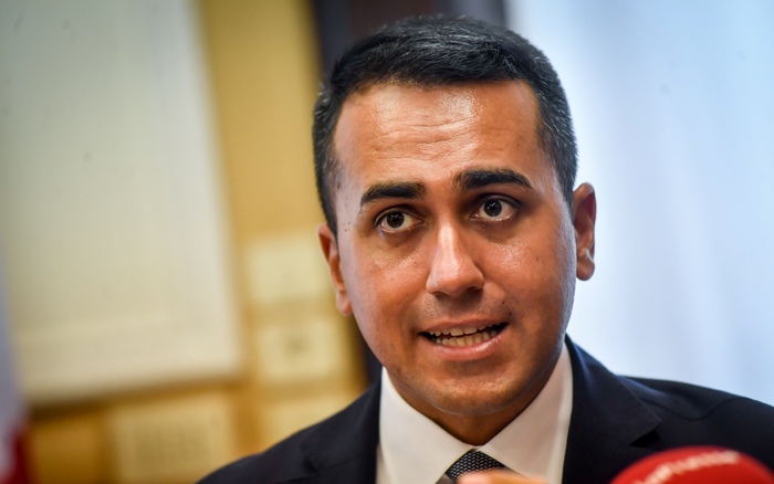 Ufficiale della Marina arrestato per spionaggio: la reazioni alla vicenda