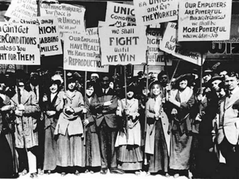 Festa della donna e quella lotta alla discriminazione iniziata oltre un secolo fa.