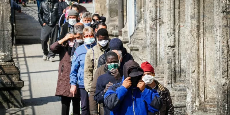 Divario tra ricchi e poveri in Italia: lavoro, salute, istruzione, ma anche in merito a un'abitazione adeguata.