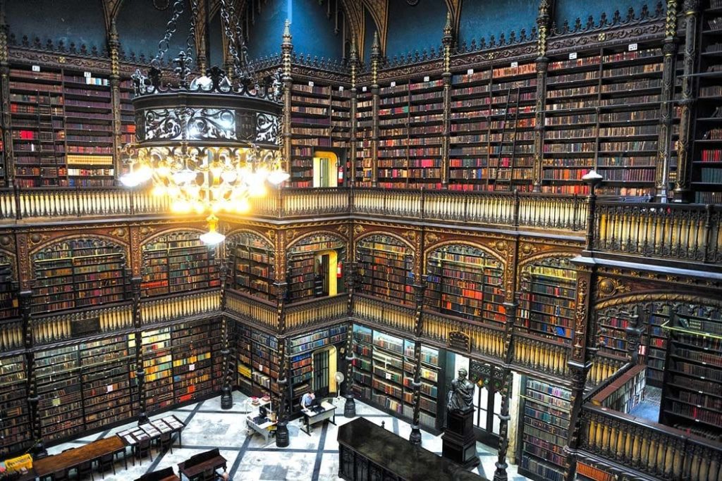 Giornata mondiale del libro 2021 a Rio de Janeiro, Brasile: la Sala Reale di Lettura Portoghese.