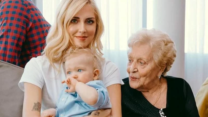 Chiara Ferragni_vaccinata-la-nonna-di-fedez