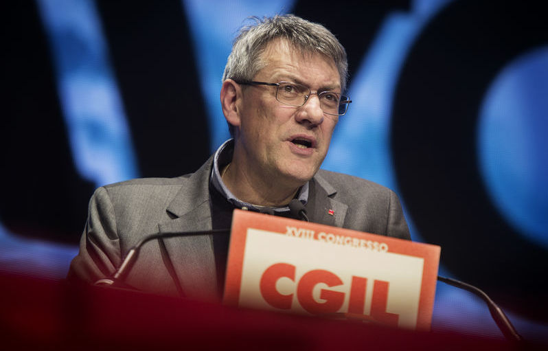 Pensioni, con l'addio a Quota 100 i sindacati temono lo "scalone", Landini: "Uscita flessibile a 62 anni"