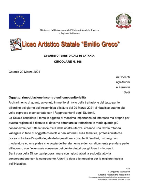 Rifiutato l'intervento di due genitori gay all'assemblea scolastica: la giustificazione della scuola