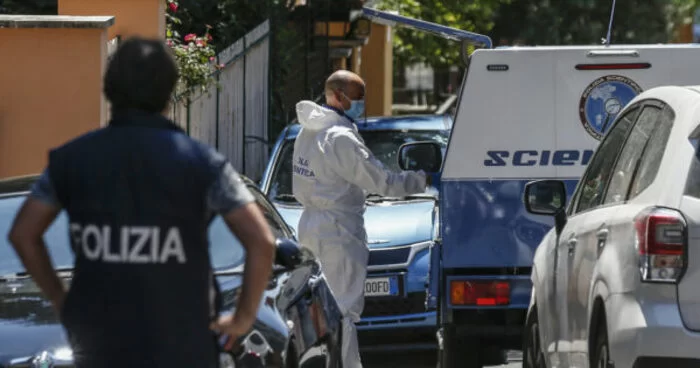 Tragedia a Roma, modella americana precipita dal sesto piano di un B&B e muore: la vicenda