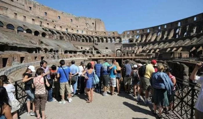 Conferenza stampa di Draghi: cosa ha detto il Presidente su Golden Power, Turismo e Alitalia