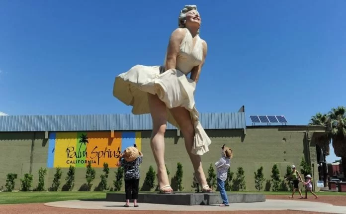 Statua di Marilyn con la gonna al vento