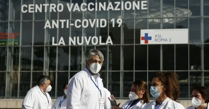 Vaccini, prenotazioni over-50: le Regioni che hanno anticipato le tappe del Piano nazionale