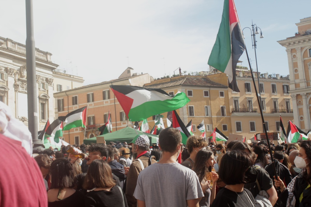 Protesta palestinese: a Roma in piazza dell'Esquilino più di 5000 persone