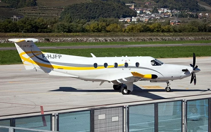 Aereo caduto a San Donato, le parole tra pilota e centro di controllo: "Perché deviate?" "Per evitare maltempo"