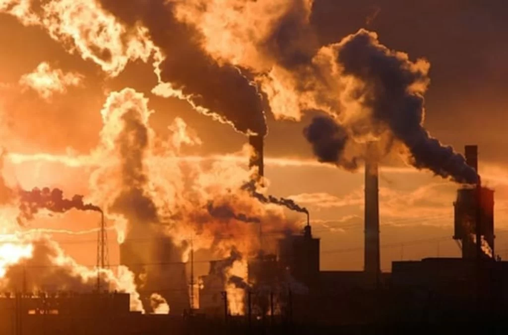 Rapporto sul clima delle Nazioni Unite: secondo Greenpeace i giganti dei combustibili fossili mondiali starebbero esercitando pressione per modificare i dati oggettivi sulle emissioni