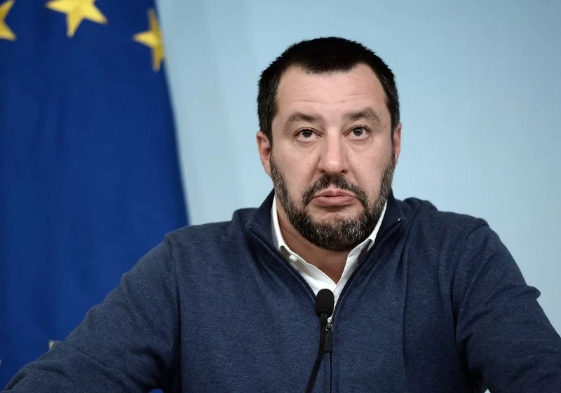 Salvini difende Renzi dopo la pubblicazione online del conto corrente di quest'ultimo, ecco le parole del leader della Lega