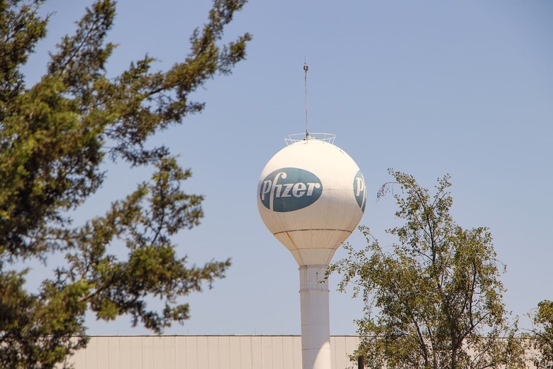 I risultati dello studio di Pfizer: adolescenti protetti a lungo