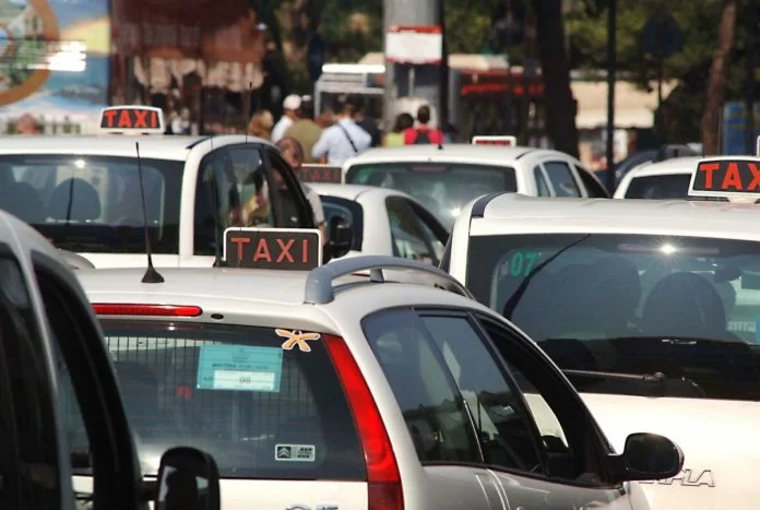 protesta dei taxi