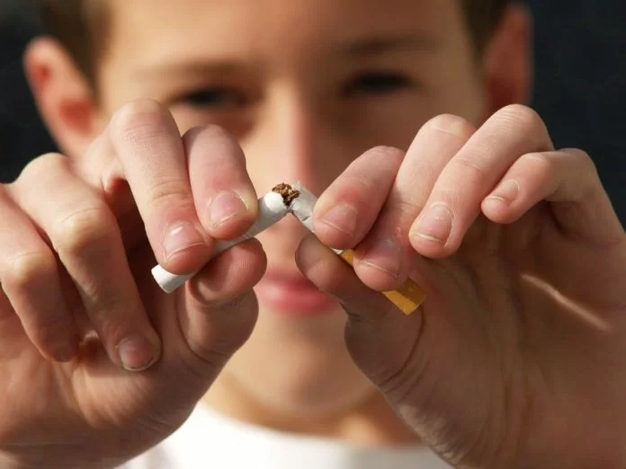 fumo proibito ai giovani in nuova zelanda