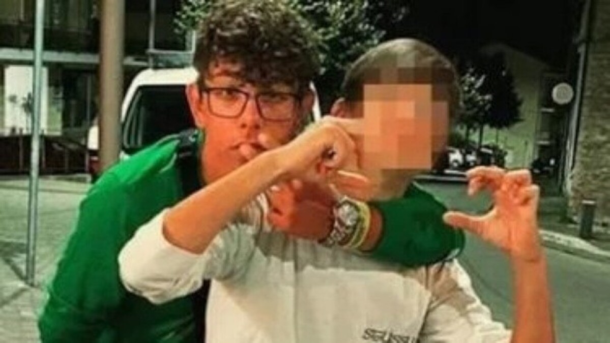 Ragazzo morto durante uno stage perché è inaccettabile Ragazzo morto durante uno stage perché è inaccettabile