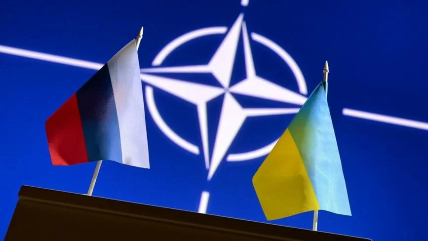 Mosca sarebbe intenzionata al ritiro di alcune truppe, ma la NATO avverte di tenere alta la guardia
