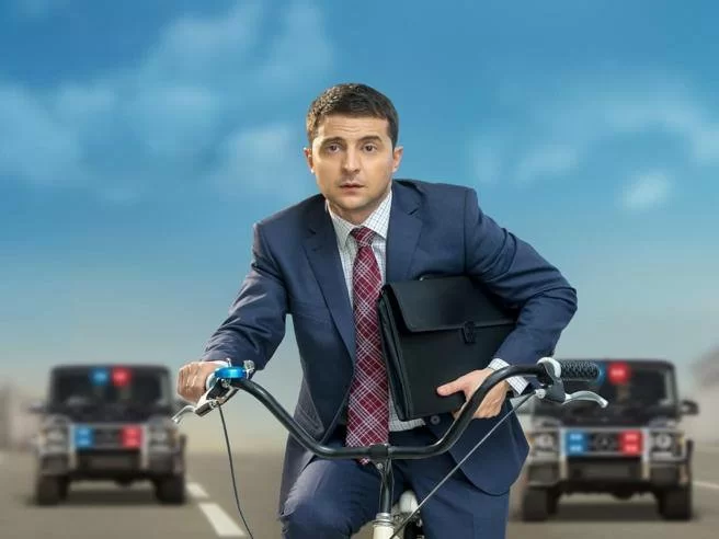 Serie tv Zelensky, poi anche il documentario: tra sostegno e ambiguità