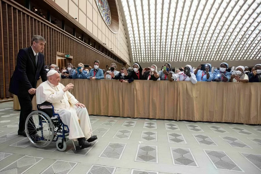 Dimissioni Papa Francesco: i problemi di salute