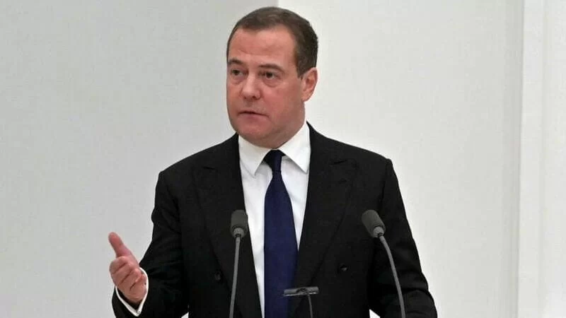 Russia campagna elettorale_medvedev