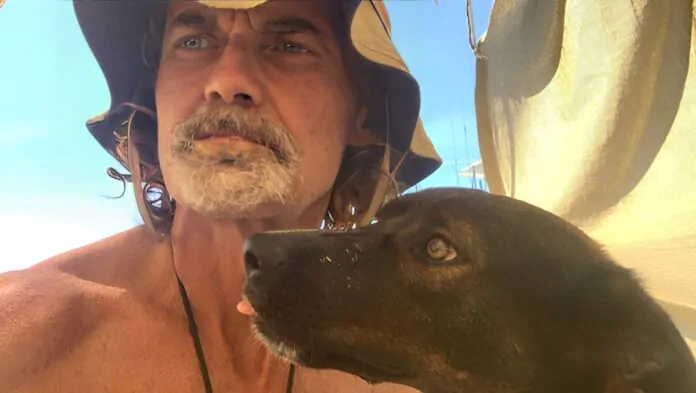 Marinaio e cane salvi dopo 2 mesi Oceano