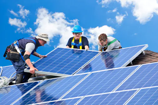 Fotovoltaico, prezzi in calo installazioni
