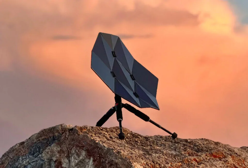 Pannelli solari origami i moduli made in Italy che si piegano come fogli di carta