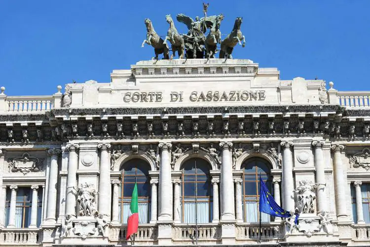 Salario minimo, sì della Cassazione in una sentenza storica