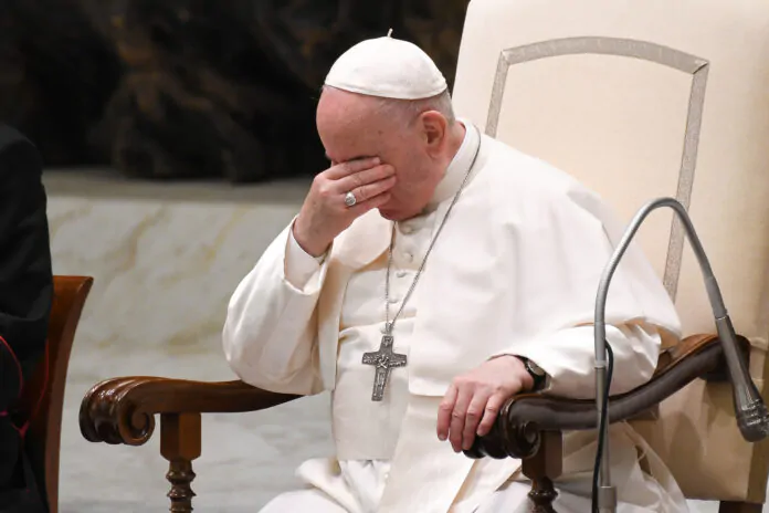 Papa Francesco, l'annuncio improvviso: 