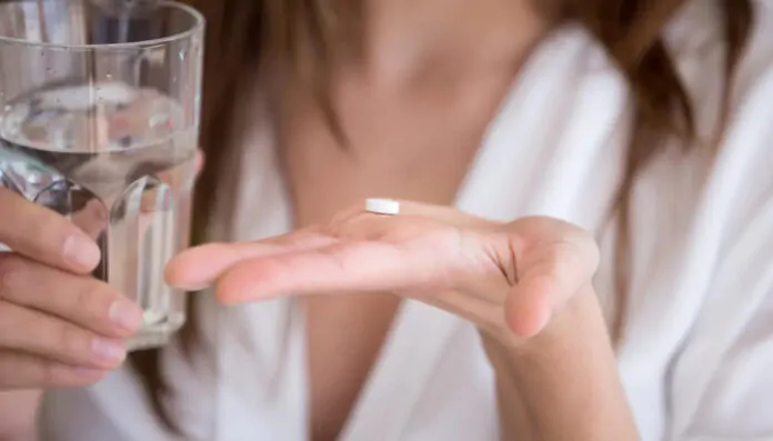 Pillola contraccettiva gratuita sotto i 26 anni: è giusto?